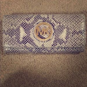 MK wallet